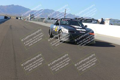 media/Nov-19-2022-Speed Ventures (Sat) [[eb5c8f9508]]/Around the Pits/Pre Grid Race Group/